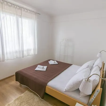 Petar 2 - 10m From Sea Casa de Férias *